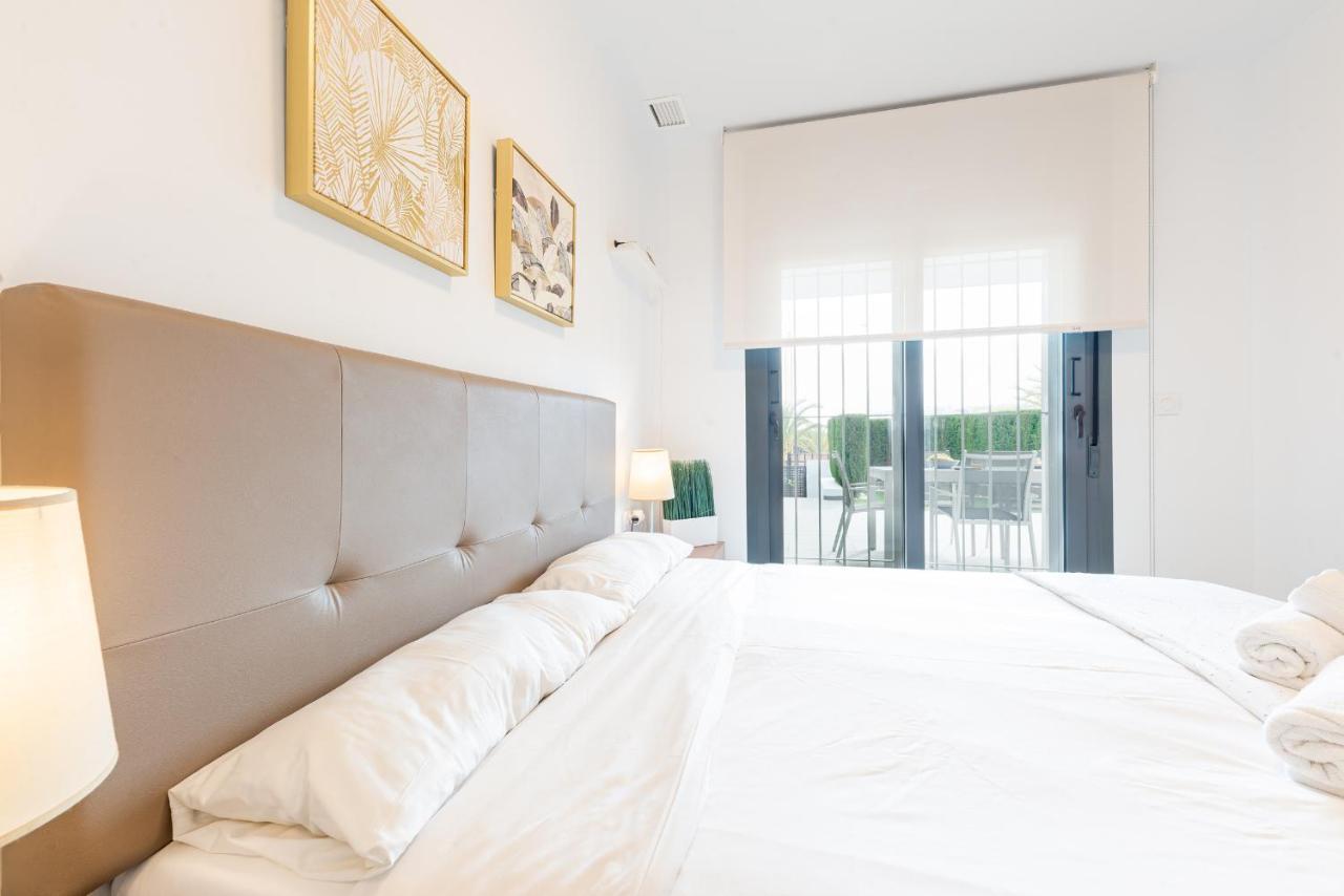 Myflats Luxury Ocean Side Apartment Arenales del Sol Exterior photo